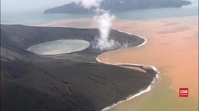 VIDEO: Pascaerupsi, Bentuk Anak Krakatau Mirip Tapal Kuda