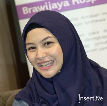 Revalina S Temat: 20 Tahun Berlalu, Image Bawang Putih Masih Melekat