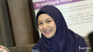 Revalina S Temat: 20 Tahun Berlalu, Image Bawang Putih Masih Melekat
