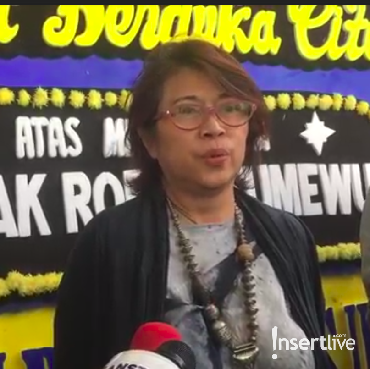 Kenangan Carmanita Bersama Sahabatnya, Robby Tumewu