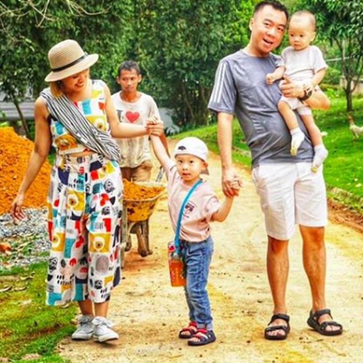 <p>Keluarga ini seru banget kan, Bun. (Foto: Instagram/windaviska)</p>