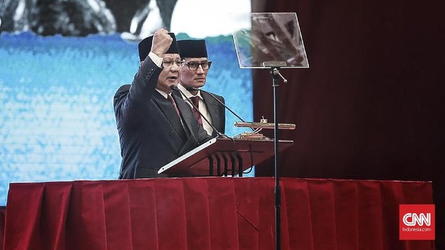 Dalam pidato kebangsaannya malam ini, capres nomor urut 02 Prabowo menyindir soal produksi mobil nasional seharusnya bukan mobil etok-etok (pura-pura).
