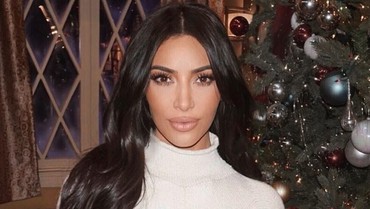 img-title Lewat Ibu Pengganti, Kim Kardashian Ingin Anak Laki-laki