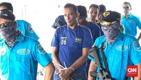 Napi Dibantu Anak dan Menantu Kendalikan Kapal Isi 70 Kg Sabu