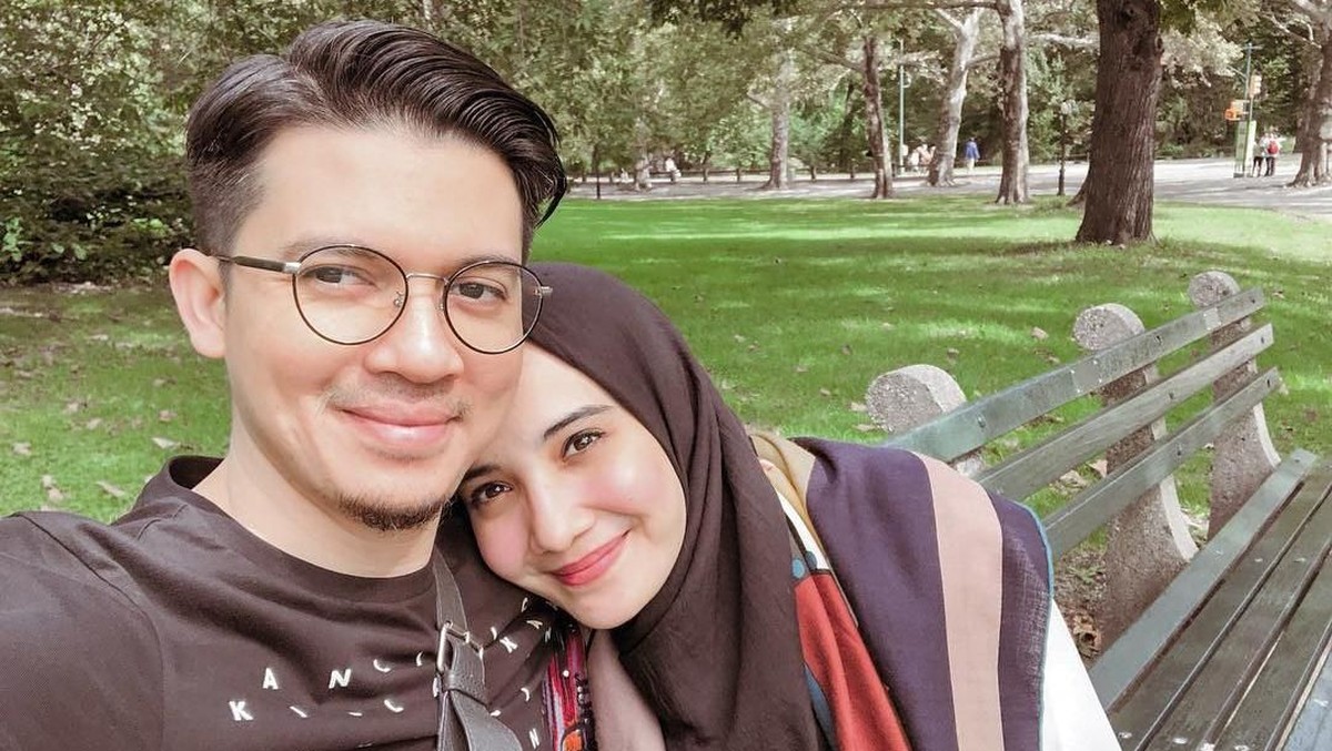 Pasangan selebriti&comma; Zaskia Sungkar dan Irwansyah&comma; sudah memasuki tahun kedelapan usia pernikahan&period; Sewindu menikah&comma; pasangan ini semakin terlihat kian mesra&period;