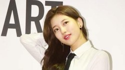 Bae Suzy Tampil Cantik di Acara Dior Lady Art