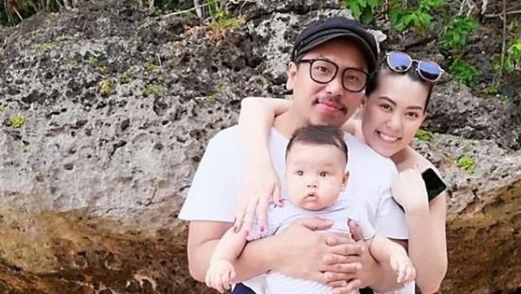 Sammy mengaku nggak sanggup jika harus gantikan sang istri mengurus anak, Bun. Tapi sebagai gantinya, dia rela memanjakan istrinya.