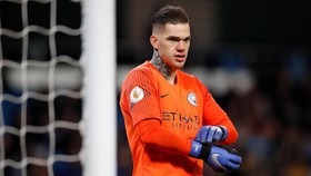 Aksi Gila Ederson Saat Man City Menang Atas Wolverhampton