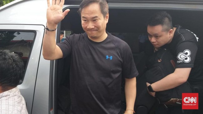 Kakanwil Kemenkumham di Sumsel mengatakan 20 WNA tersangka itu kini ditahan sementara di dua penjara yakni Lapas Wanita Merdeka dan Rutan Pakjo, Palembang.