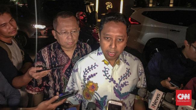 TKN Bakal Evaluasi Manajemen Waktu Ma'ruf Amin dalam Debat TKN Joko Widodo-Ma'ruf Amin bakal mengevaluasi manajemen waktu cawapres yang mereka usung dalam menyampaikan pernyataan saat debat.