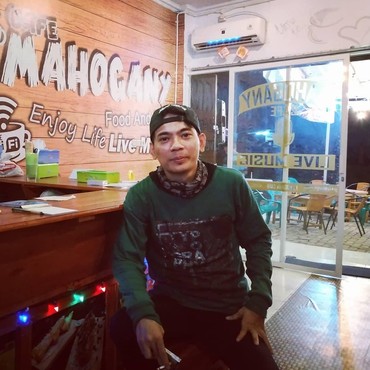 Terpopuler: Pramugari Garuda Indonesia hingga Artis Jadi Ojol