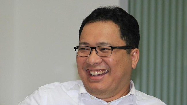Mengacu pada data BPS,  jumlah penduduk miskin pada September 2018 kian turun menjadi 25,67 juta jiwa dari sebelumnya 27,73 juta jiwa.
