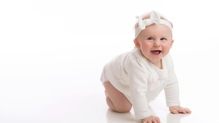 Jika Bunda sedang mencari inspirasi nama bayi perempuan. Berikut nama bayi perempuan bermakna baik hati.