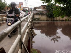 Antisipasi Banjir, Pompa-Pintu Air Bakal Dibangun di Kali Mookervart