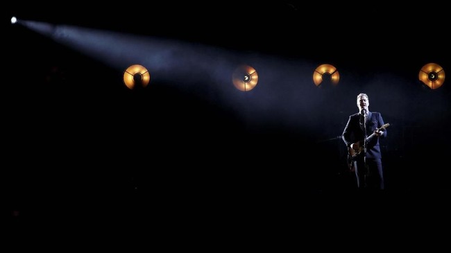 FOTO: 'Menghidupkan' Chris Cornell di Inglewood
