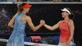 FOTO: Aksi Maria Sharapova di Australia Terbuka Petenis wanita asal Rusia Maria Sharapova menang mudah di babak kedua Australia Terbuka 2019 untuk bertemu Caroline Wozniacki di babak ketiga.