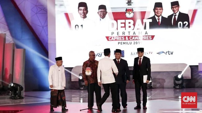 Jubir BPN Prabowo-Sandi menyebut indikasi timses Jokowi berupaya mengajak warga tak menonton debat cawapres karena menggelar acara di sejumlah wilayah Jateng.