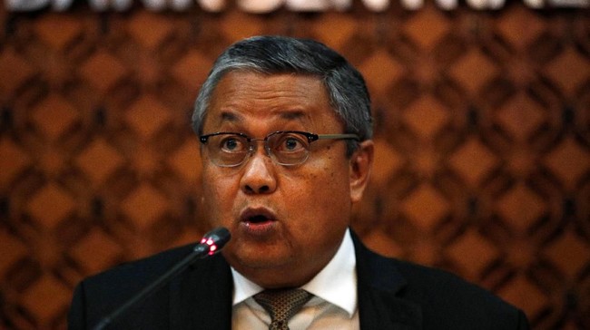 Gubernur BI Perry Warjiyo mengatakan pemangkasan suku bunga acuan sebesar 25 basis poin tidak dipengaruhi keputusan The Fed.
