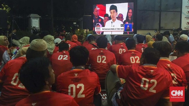 Pendukung paslon nomor urut 01, Prabowo Subianto-Sandiaga Uno, heran melihat Ma'ruf Amin, cawapres nomor urut 01, yang dianggap tak banyak bicara dalam debat.