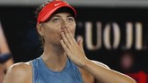 FOTO: Aksi Maria Sharapova di Australia Terbuka Petenis wanita asal Rusia Maria Sharapova menang mudah di babak kedua Australia Terbuka 2019 untuk bertemu Caroline Wozniacki di babak ketiga.