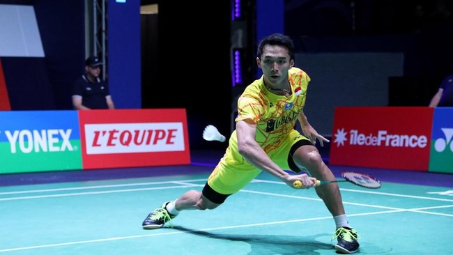 Jonatan Christie enggan euforia berlebihan usai menang atas tunggal putra nomor satu dunia Kento Momota pada perempat final Malaysia Terbuka 2018.