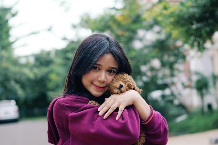 Dihina Haters, Intip 7 Potret Imut Brisia Jodie Sempat dihina di media sosial, Brisia Jodie memberikan pelajaran kepada para haters. Kok bisa ada haters, ya? Padahal Jodie punya wajah yang menggemaskan.