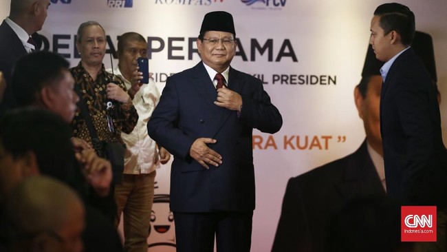 Ormas Harimau Jokowi mengajukan gugatan perdata ke Prabowo Subianto karena dinilai telah membuat fitnah soal selang cuci darah di RSCM yang dipakai 40 orang.