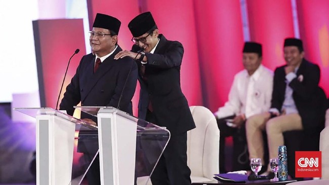 Kondisi kesehatan Prabowo menurut Sandi saat ini sudah membaik setelah istirahat total karena kondisi kesehatan. Prabowo saat ini sudah mulai menerima tamu.