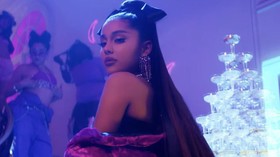 Ribut dengan Produser, Ariana Grande Batal Tampil di Grammy