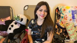 Tips Awet Muda ala Cut Keke, Selalu Tertawa & Rajin Perawatan