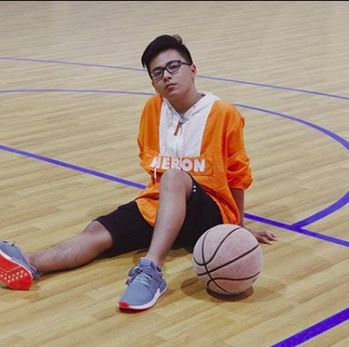 <p>Nggak cuma menari, Brandon juga senang melakukan kegiatan lain, seperti main basket salah satunya. (Foto: Instagram/brandon_lilhero)</p>