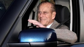Kerajaan Inggris Enggan Perkarakan Kecelakaan Pangeran Philip
