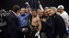 Pelukan Mayweather Berujung Tantangan Pacquiao