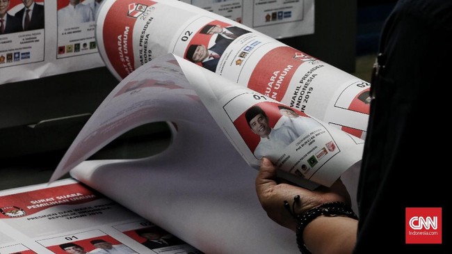KPU mengecek ke Pokja PPLN Kuala Lumpur soal kebenaran informasi surat suara pemilu 2019 untuk paslon 01 Jokowi-Ma'ruf sudah tercoblos di Malaysia.