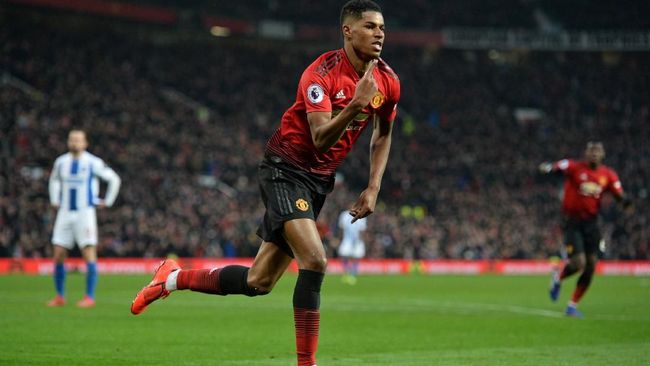 Klasemen Liga Inggris Usai Man United dan Arsenal Menang Tak ada perubahan di urutan lima besar klasemen Liga Primer Inggris usai Liverpool, Manchester United, dan Arsenal meraih kemenangan di pekan ke-23.