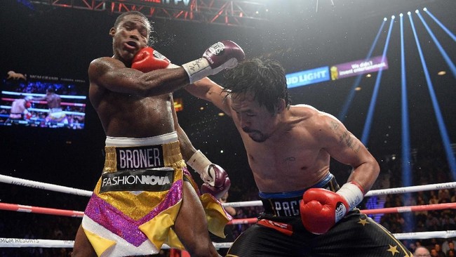 Petinju asal Filipina Manny Pacquiao menang angka mutlak atau unanimous decision atas Andrien Broner dalam pertarungan di MGM Grand, Minggu (20/1).