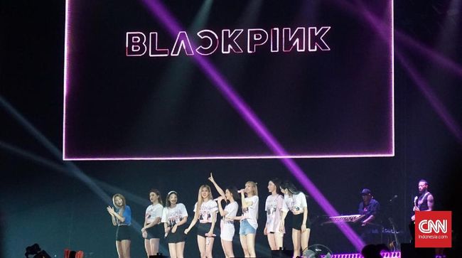 Girlband terkenal Korea, BLACKPINK siap mengguncang Jakarta pada 11-12 Maret 2023 di Stadion Gelora Bung Karno (GBK), di mana konser itu akan dibanjiri fans.