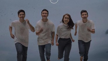 img-title Grup Musik HIVI! Rilis Single Baru Untuk Korban di Palu