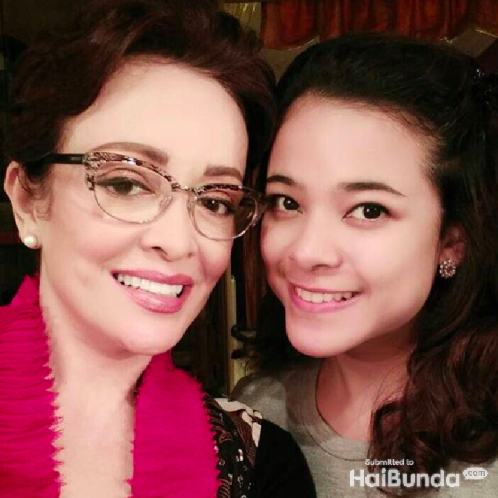<p>Aih, ibu dan anak sama-sama cantiknya. Setuju ya, Bun? (Foto: Instagram/ @minatiatmanagara)  </p>