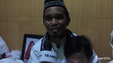 img-title Istri Ustaz Maulana Akan Dimakamkan di Samping Pusara Ibunda