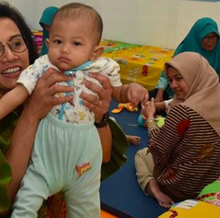 <p>Sri Mulyani memang sosok keibuan banget ya, Bun? (Foto: Instagram/ @smindrawati)  </p>