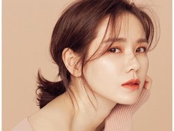 Aktris Son Ye Jin Dilarikan ke Rumah Sakit