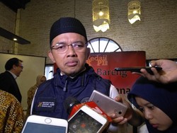 Sentil Menag Yaqut, Maman Imanulhaq: Pembantu Presiden Jangan Jadi Beban!