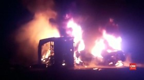 VIDEO: Bus dan Truk Tabrakan di Pakistan, 26 Orang Tewas
