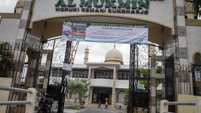 Baasyir Pulang ke Pesantren Ngruki Usai Bebas 8 Januari Kuasa hukum Acmad Michdan menyebut kliennya Abu Bakar Baasyir usai bebas akan beristirahat di kediamannya di Ponpes Al Mukmin, Ngruki, Sukoharjo, Jawa Tengah.