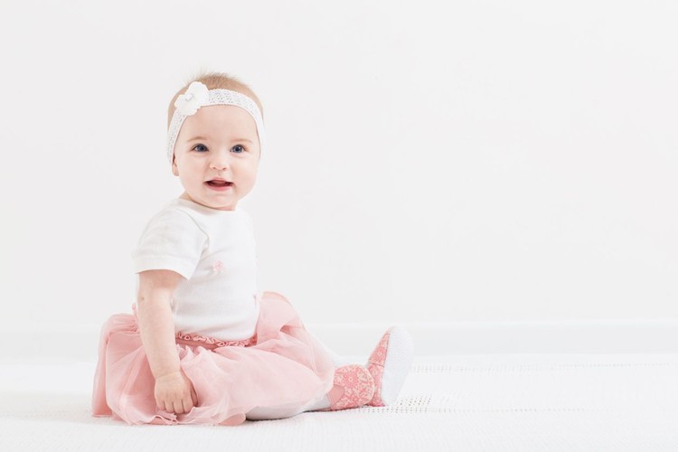 Oriel Memberi nama bayi untuk calon gadis kecil berawalan O? Kenapa enggak.