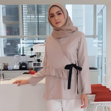 Jelang Melahirkan, Nina Zatulini Siapkan Semua Kebutuhan