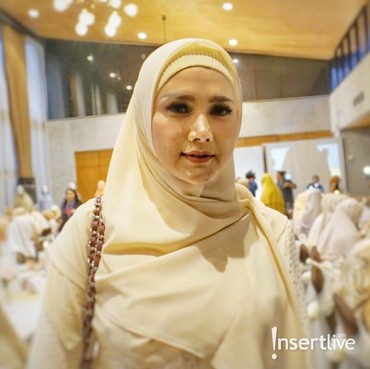 Ditanya Kabar Terkini Ahmad Dhani, Mulan Jameela Bungkam