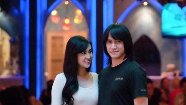 img-title Kevin Aprilio Lamar Kekasih, Memes Beri Dukungan