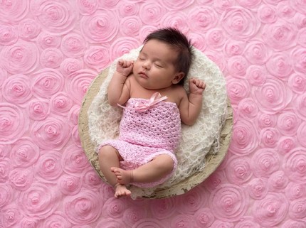 20 Pilihan Nama Bayi Perempuan Bermakna Bidadari